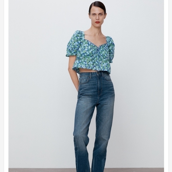 NWT Zara Ditsy Floral Puff Sleeve Cropped Blouse Top Size Medium - Picture 3 of 13